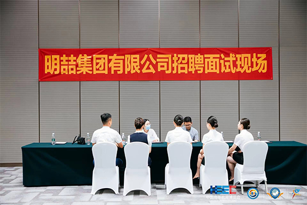 明喆.jpg
